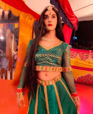 Actor Rajkummar Rao surprised fans with the first look of his upcoming film, ÃƒÂƒÃ‚Â¢ÃƒÂ‚Ã‚Â€ÃƒÂ‚Ã‚ÂœLudoÃƒÂƒÃ‚Â¢ÃƒÂ‚Ã‚Â€ÃƒÂ‚Ã‚Â. In the first-look pic he shared on social media, the actor is dressed up as a woman in green lehenga-choli, and he looks gorgeous!