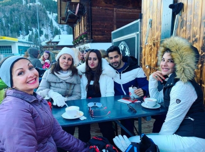 Jacqueline Fernandez has joined the Bollytwood bandwagon holidaying in Switzerland this holiday season. The actress was having fun in SwitzerlandÃƒÂƒÃ‚Â¢ÃƒÂ‚Ã‚Â€ÃƒÂ‚Ã‚Â™s Gstaad where she has bumped into lovebirds Varun Dhawan and Natasha Dalal.