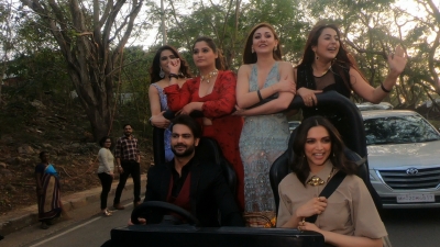 Actress Deepika Padukone brought in fun and joy when she entered the Bigg Boss house, and gave a chance to few contestants to step out of the house and join her for a 