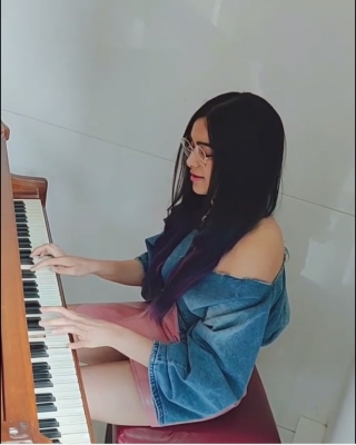 Gues what actress Adah Sharma