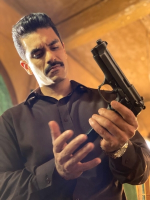 Actor Angad Bedi has started shooting for a web series, 