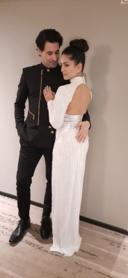 Bollywood actress Sunny Leone received three honours at the 13th Edition of Asian Business & Social Forum in Thailand.