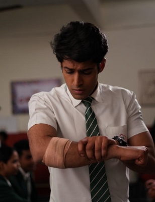 Actor Mohit Kumar recently got injured while shooting for his TV show 