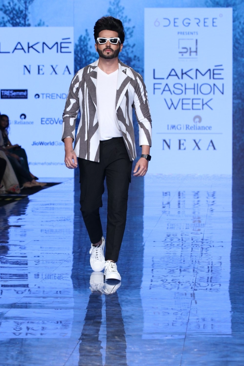 Mumbai: Actor Dheeraj Dhoopar walks for 6Degree at the Lakme Fashion Week Summer/Resort 2020 grand finale, in Mumbai on Feb 16, 2020. (Photo: IANS)