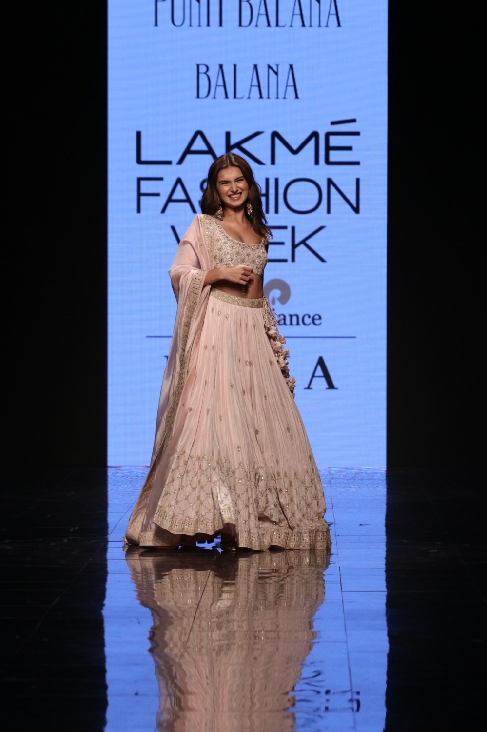 Mumbai: Actress and showstopper Tara Sutaria walks the ramp for fashion designer Punit Balana on Day 5 of the Lakme Fashion Week Summer/Resort 2020, in Mumbai on Feb 15, 2020. (Photo: IANS)