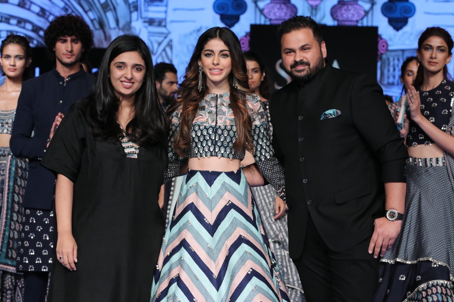 Mumbai: Actress Alaya Furniturewala with fashion designers Sonam & Paras Modi on Day 5 of the Lakme Fashion Week Summer/Resort 2020, in Mumbai on Feb 15, 2020. (Photo: IANS)