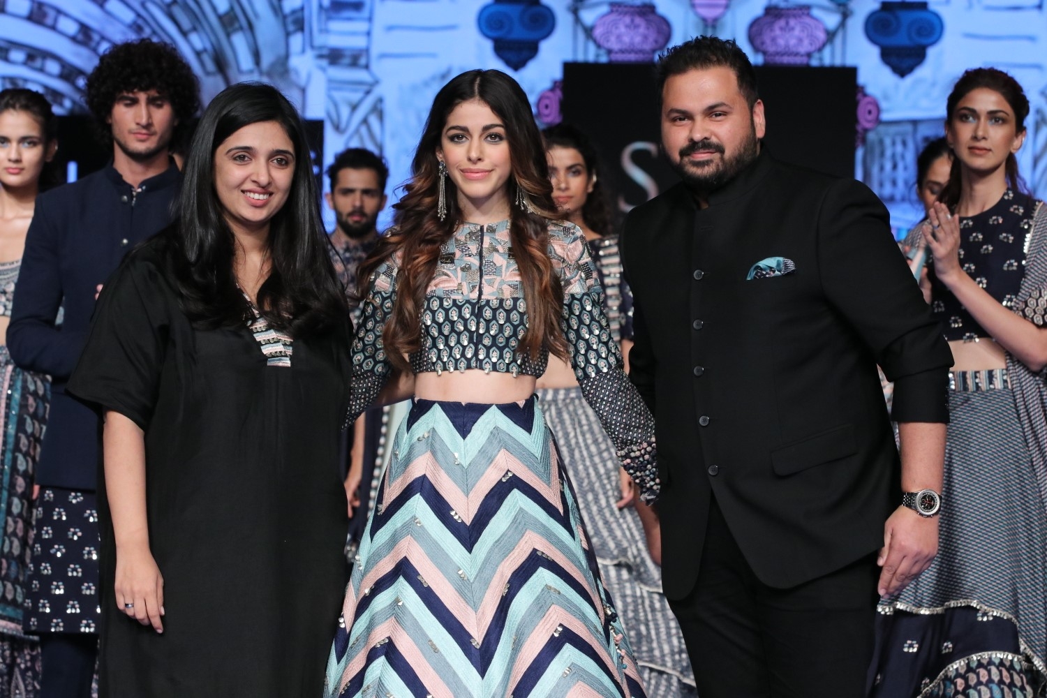 Mumbai: Actress Alaya Furniturewala with fashion designers Sonam & Paras Modi on Day 5 of the Lakme Fashion Week Summer/Resort 2020, in Mumbai on Feb 15, 2020. (Photo: IANS)