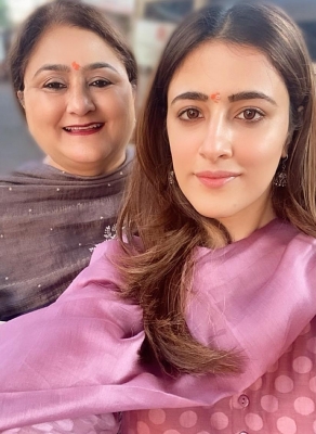 Nupur Sanon visits Mumbai