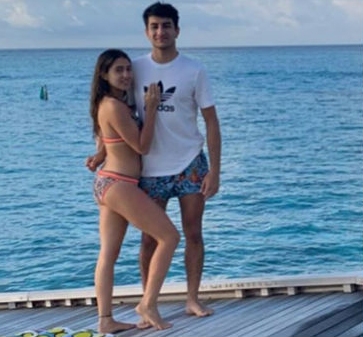 Sara Ali Khan trolled for bikini pose with brother Ibrahim. (Photo Courtesy: Instagram/Sara Ali Khan)