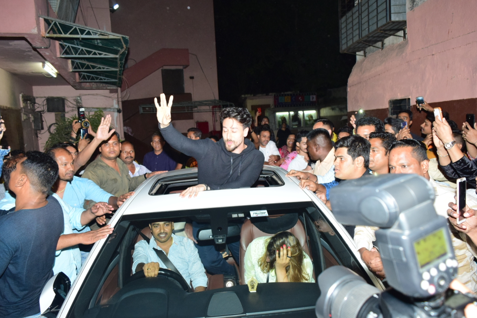 Mumbai: Actor Tiger Shroff seen at a Bandra movie theater in Mumbai on March 8, 2020. (Photo: IANS)
