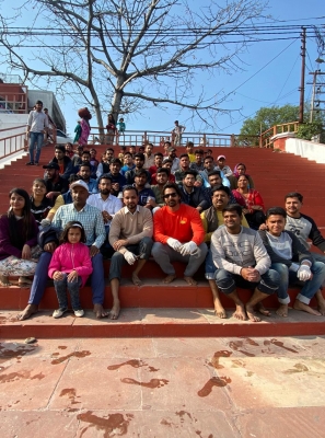 Harshvardhan Rane helps clean river Ganga in Uttarakhand.
