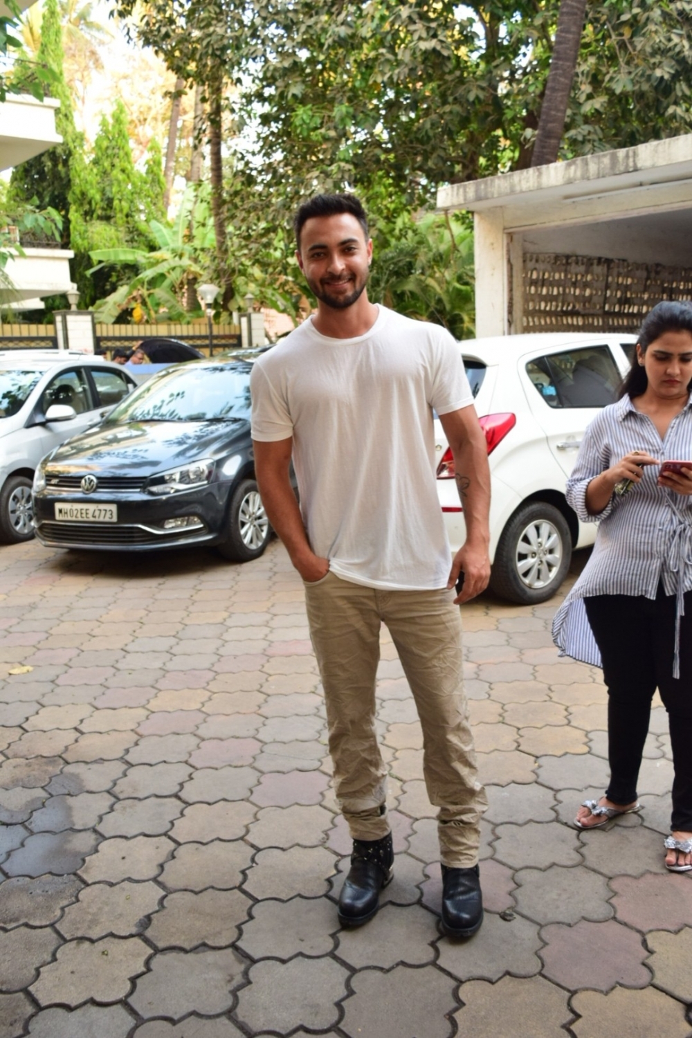 Mumbai: Actor Aayush Sharma seen at Juhu in Mumbai on March 18, 2020. (Photo: IANS)