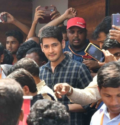 VWednesday marked the festivities of Gudi Padwa, Ugadi and the start of Navaratri all over India, but with the COVID-19 lockdown there has been no celebration anywhere. Many Bollywood and South stars took to social media to wish fans on the festive day, and tried to cheer them up. At the same time, celebrities did not forget to remind citizens to stay at home during the 21-day lockdown period. (File Photo: IANS)