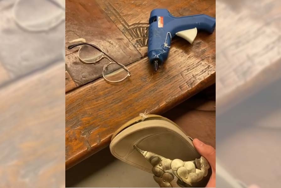 Twinkle Khanna tries her hands in repairing broken slipper, specs.