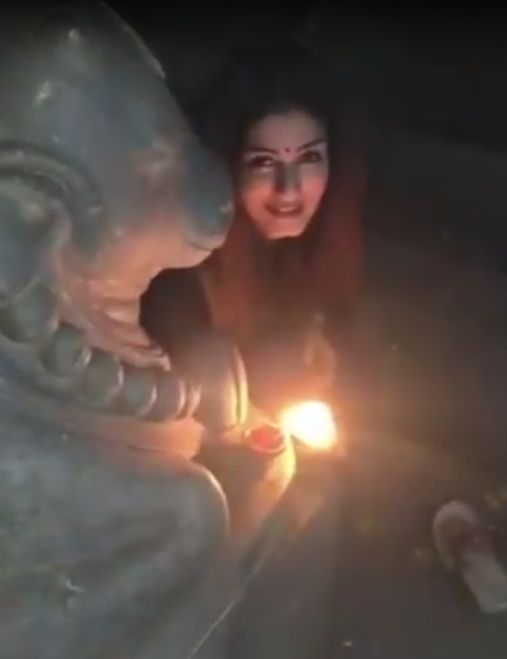 B-Town switches off and lights up to thank Corona Warriors.