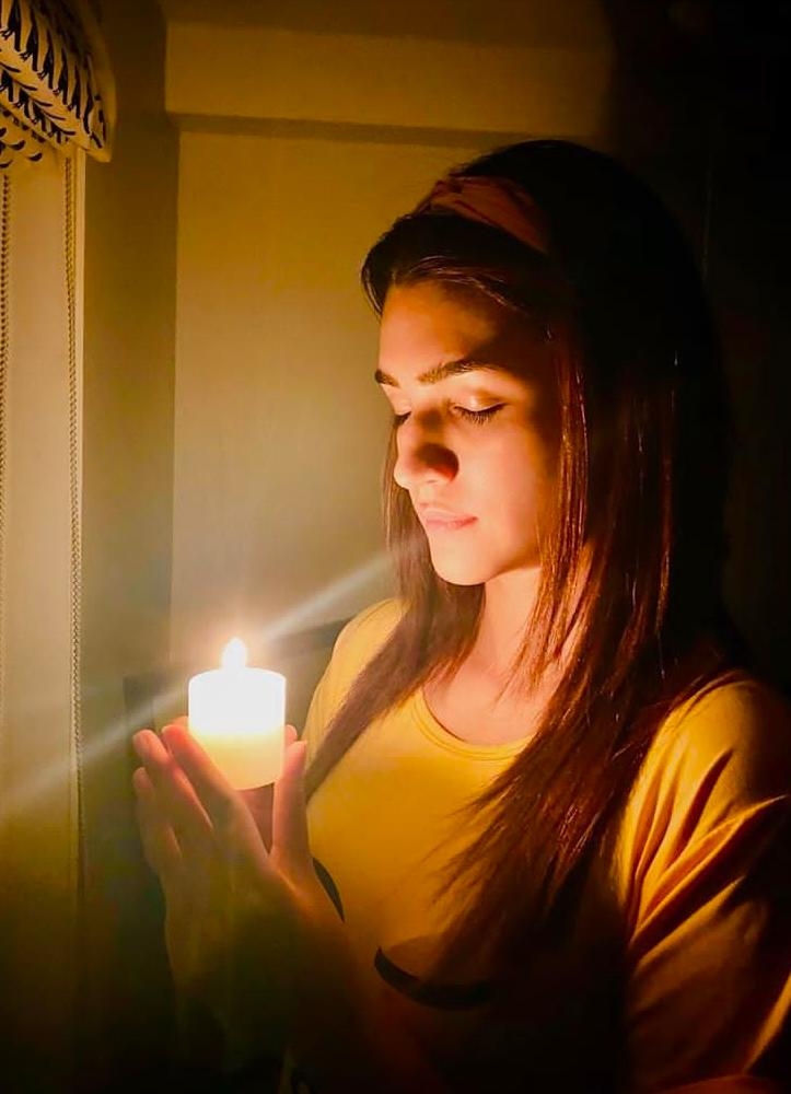 B-Town switches off and lights up to thank Corona Warriors.