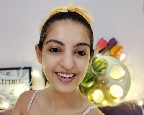 Amrita Prakash: I prefer showing my natural energy, beauty.