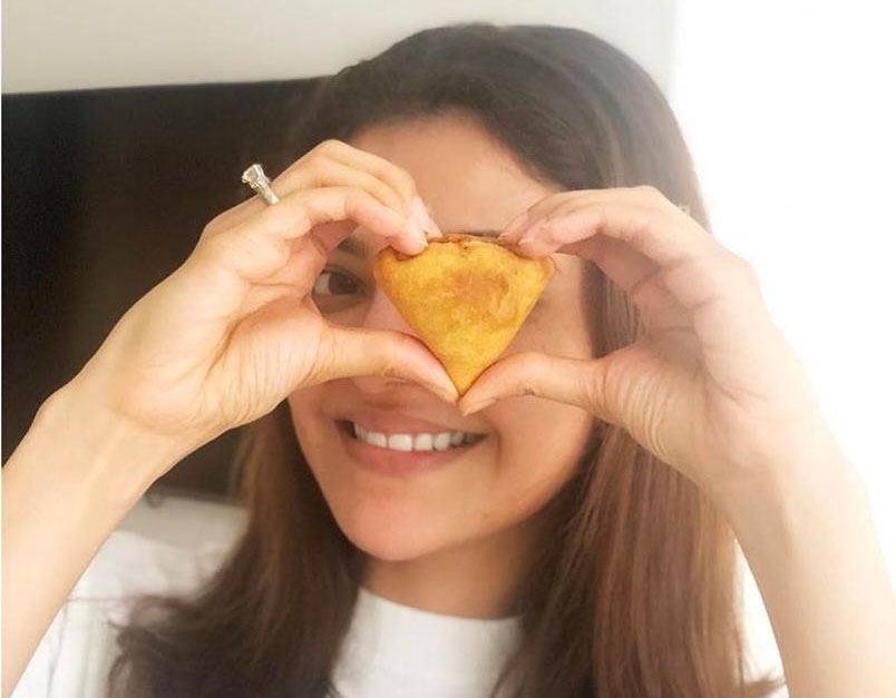 Lockdown diaries: Kajal Aggarwal learns to make khasta samosas from mum.