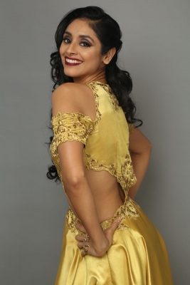 Cleaning is therapeutic for Pavleen Gujral.