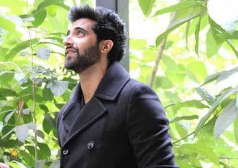 Akshay Oberoi takes cue from 'Suits' character for new role.