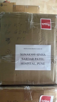 Sonakshi Sinha thanks fans for donating PPE kits to Pune hospital.