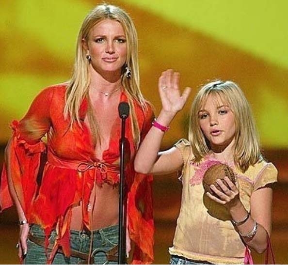 Britney Spears has no plans to retire, says younger sister.