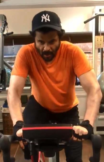 The 'crime' Anil Kapoor committed on his marriage anniversary