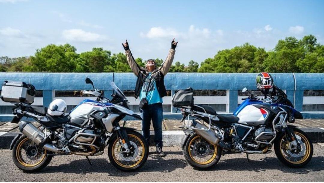 Ram Kapoor goes on a bike ride after three months.