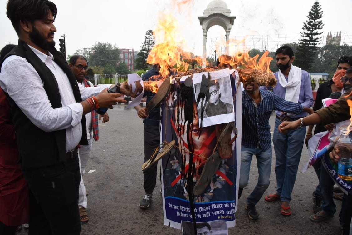 Jan Adhikar Chhatra Parishad burns effigies of Salman Khan, Karan Johar.