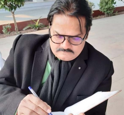 Akhilendra Mishra could have been a lecturer.