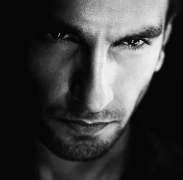 Ranveer Singh shares his 'Monday mindset'.