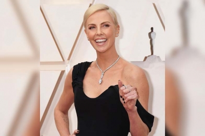 Charlize Theron finds homeschooling her kids 