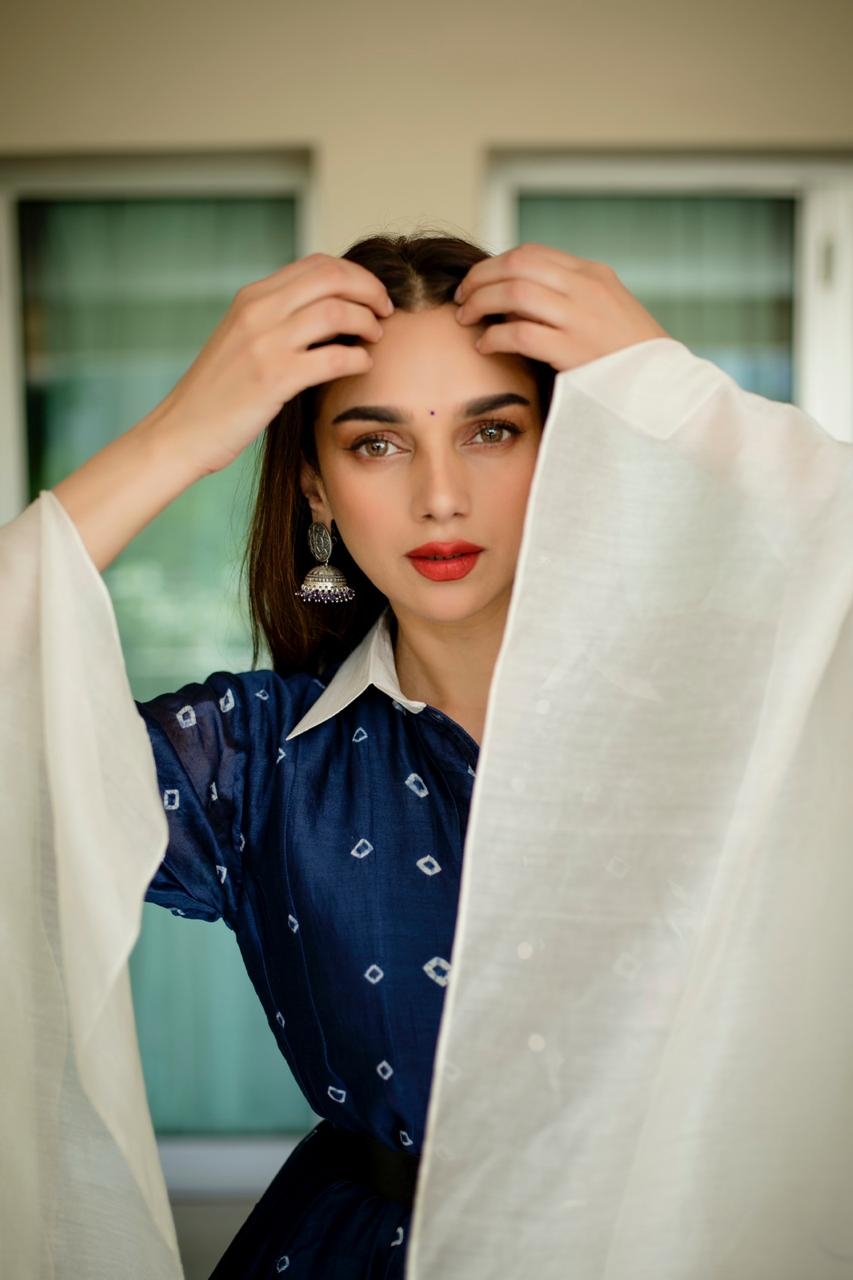 "I really enjoyed it because somewhere you create the world with your silence", Aditi Rao Hydari shared about her character in 'Sufiyam Sujatayum'.