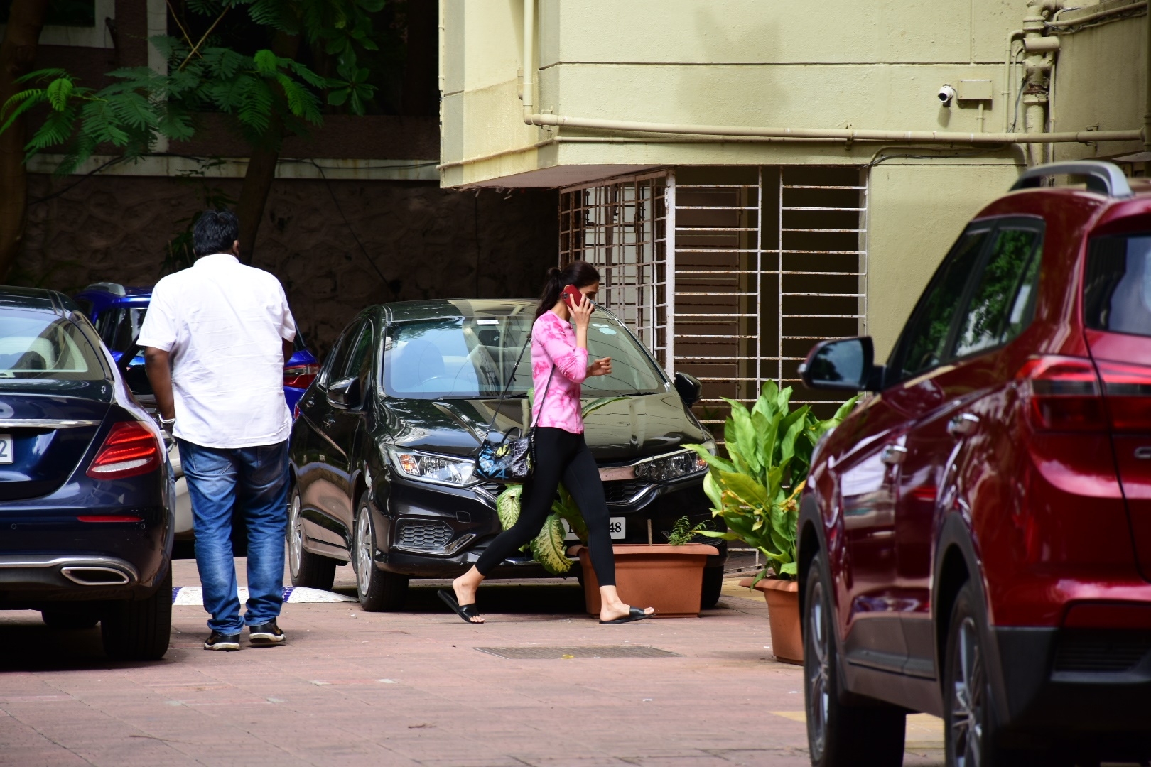 Vaani Kapoor seen in bandra