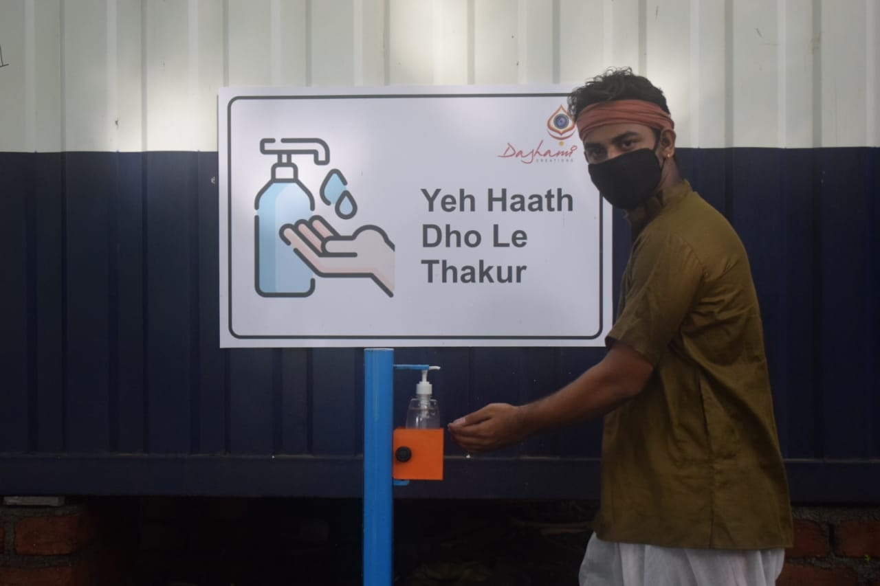 Popular film dialogues promote Covid-19 awareness on 'Mere Sai' set.