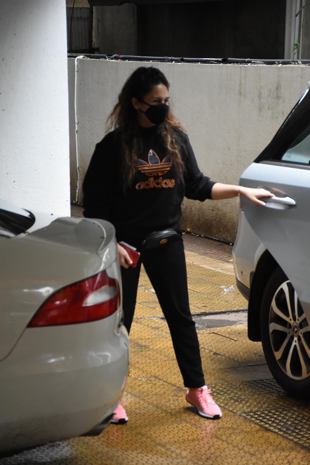 Mumbai: Actress Huma Qureshi seen at Bandra in Mumbai on July 27, 2020. (Photo: IANS)