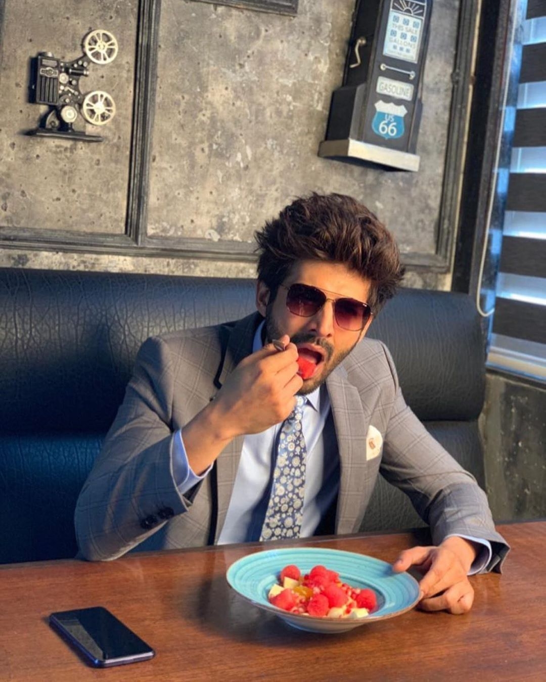 Kartik Aaryan.