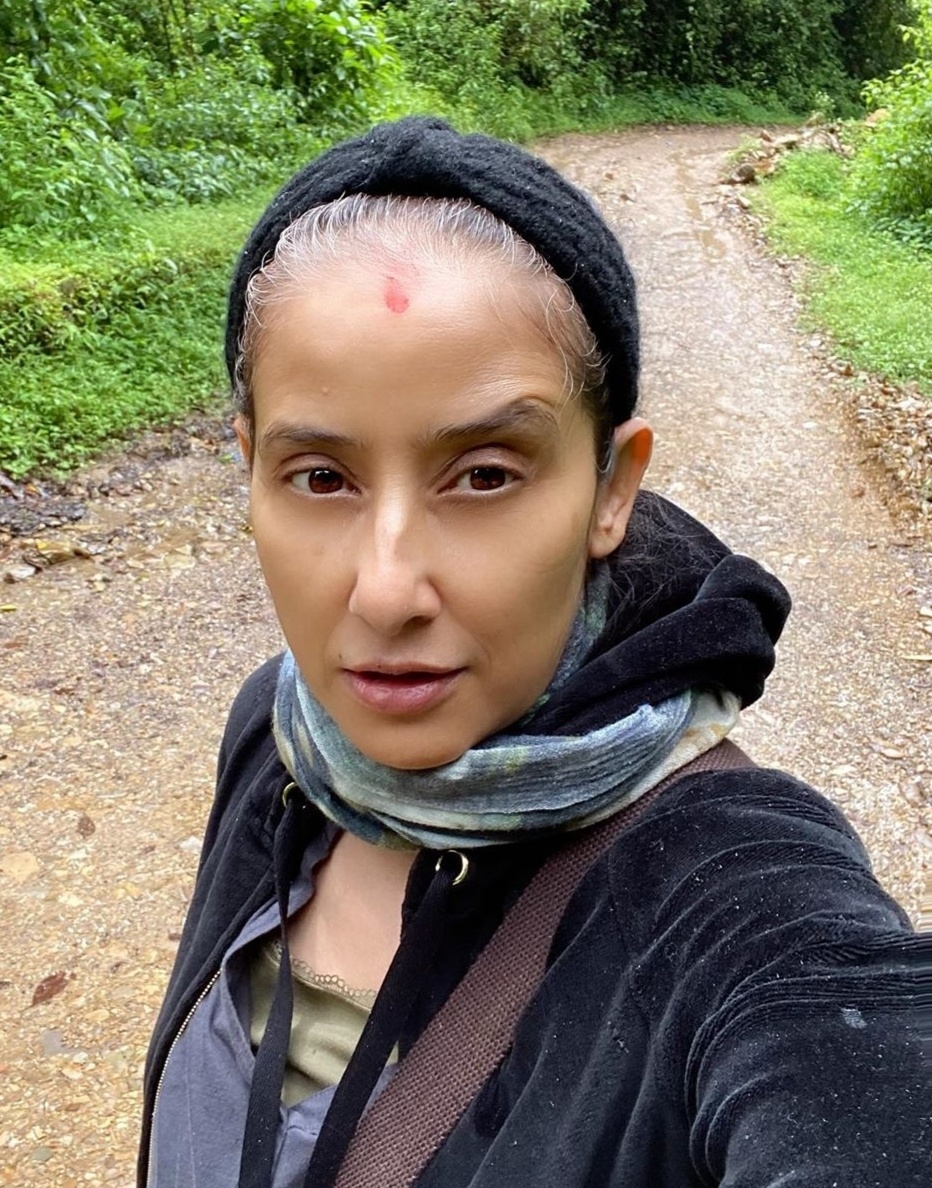 Cancer survivors Manisha Koirala, Yuvraj Singh pen messages for Sanjay.