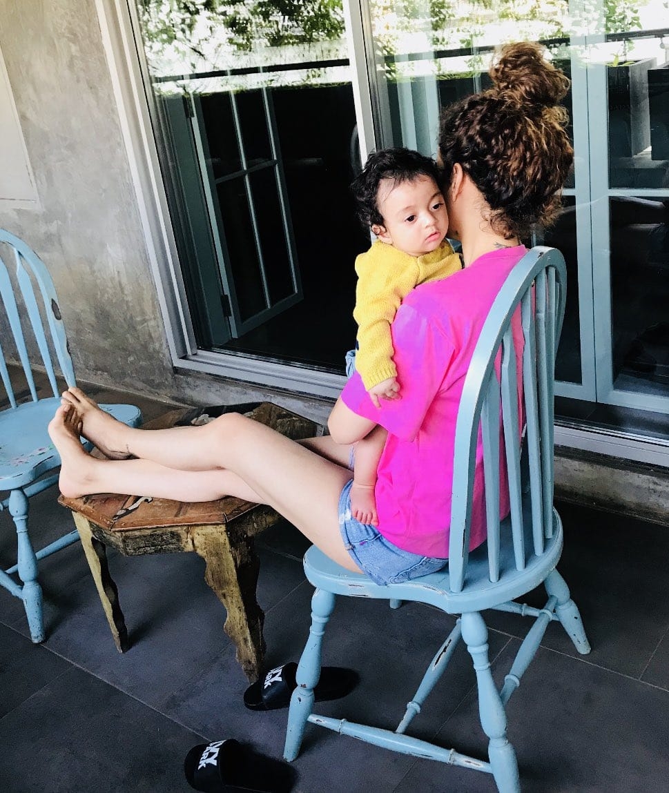 Kangana Ranaut returns to hometown Manali.