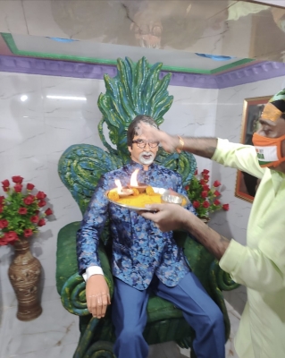 Big B turns 78: Amitabh Bachchan temple hosts virtual meet for 