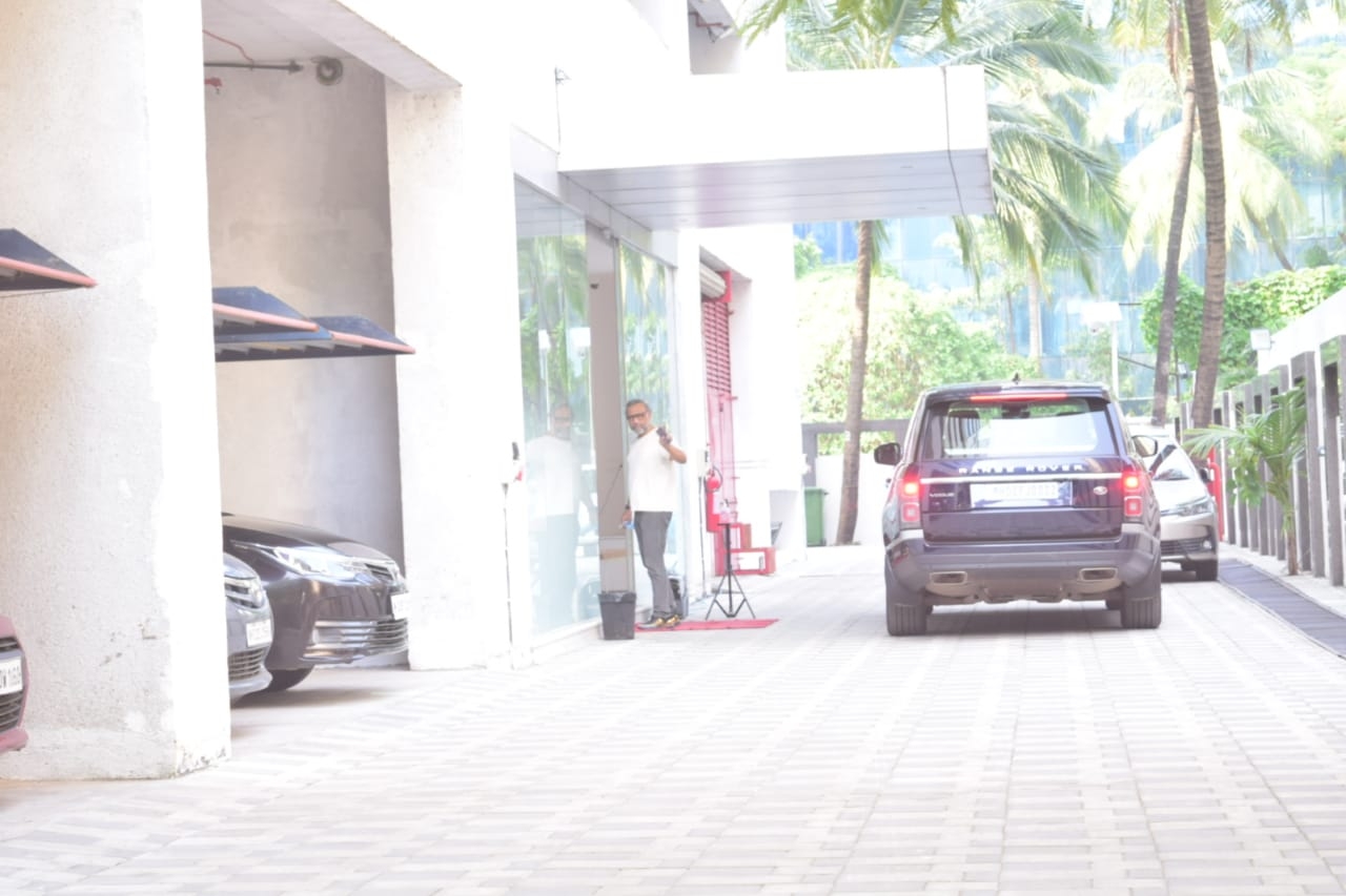 Mumbai: Filmmaker Anubhav Sinha seen at the office of T-Series in Mumbai on Oct 9, 2020. (Photo: IANS)