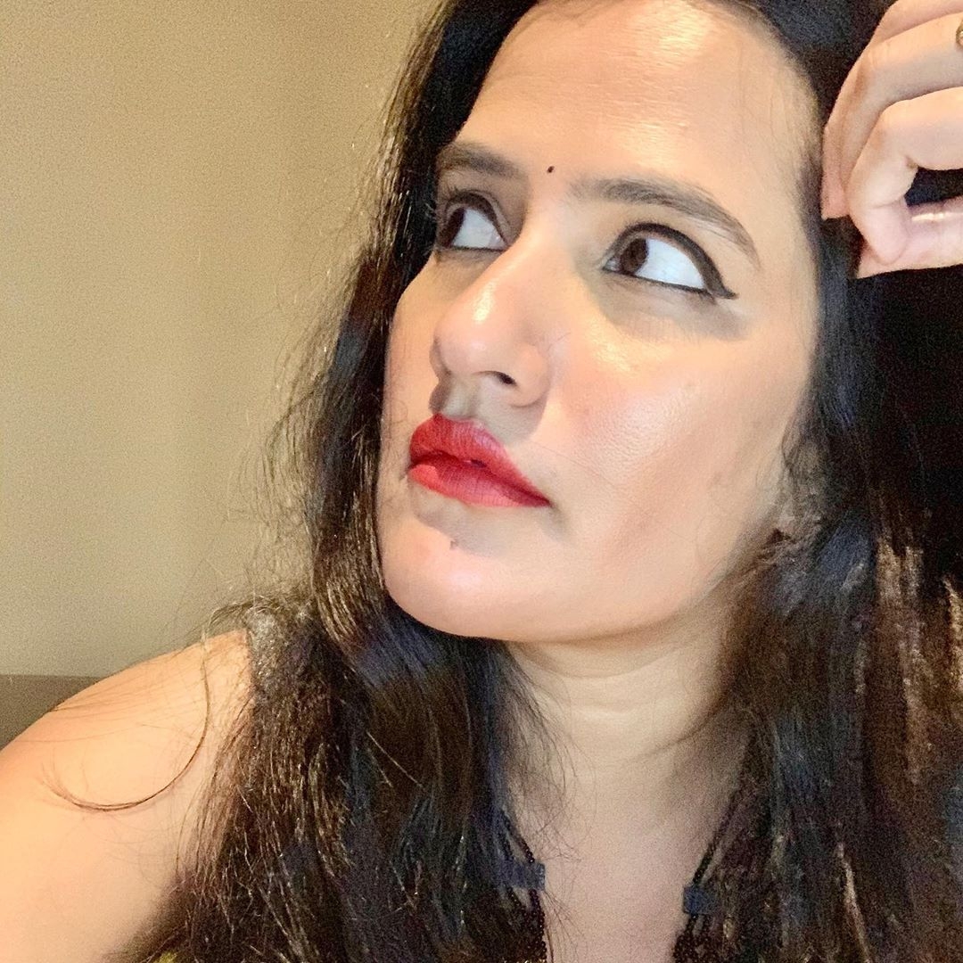 Sona Mohapatra reacts to Kerala Cong chief's statement on women.