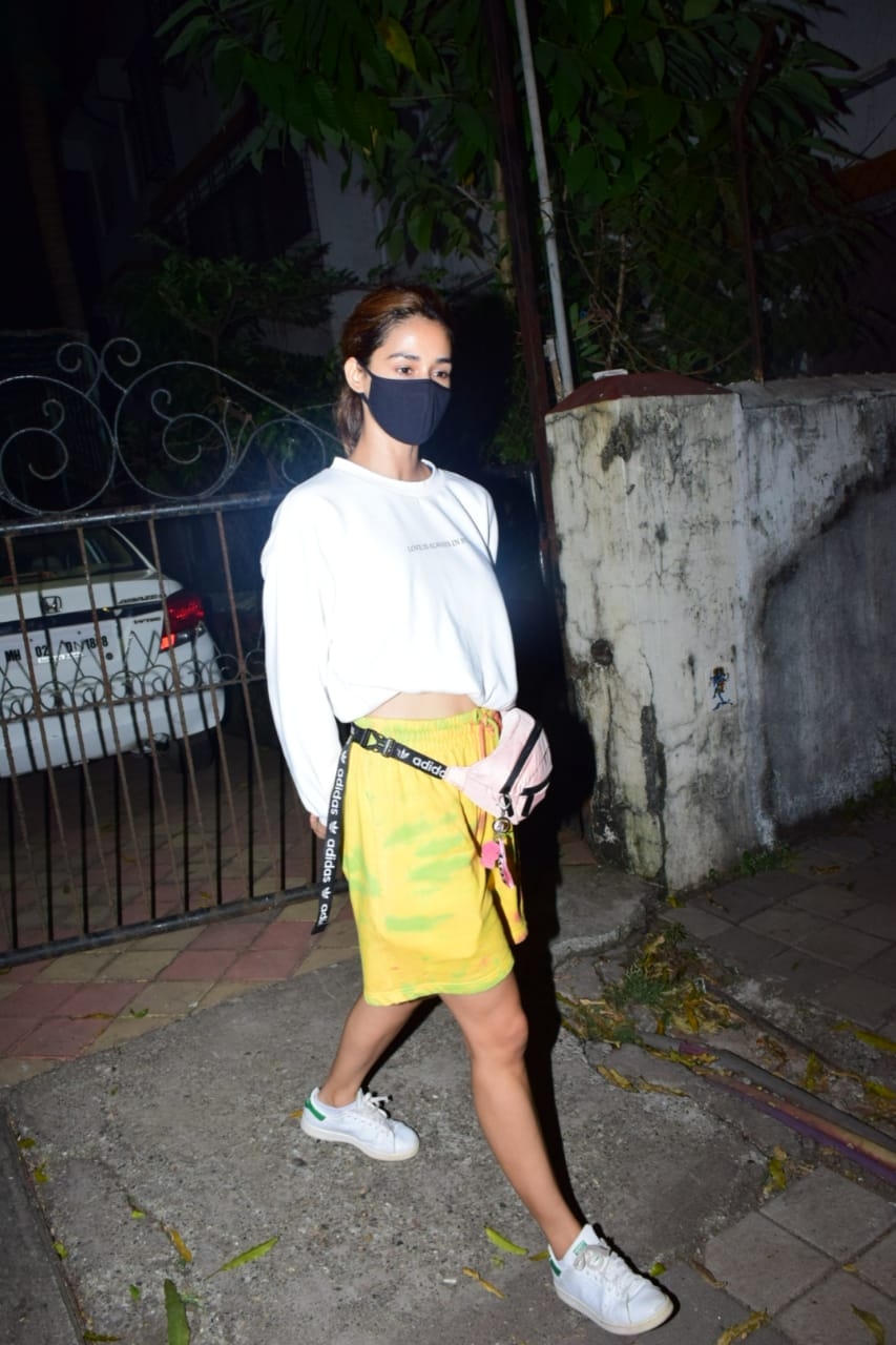 Mumbai: Actress Disha Patani seen at Juhu in Mumbai on Nov 2, 2020. (Photo: IANS)