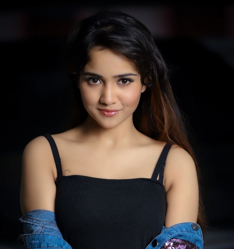 Children's Day: Back to school with TV stars.