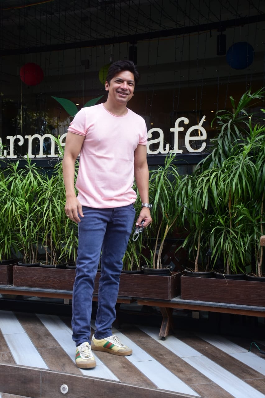 Mumbai: Singer Shaan seen at Bandra in Mumbai on Nov 20, 2020. (Photo: IANS)