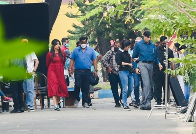 Abhishek, Chitrangda