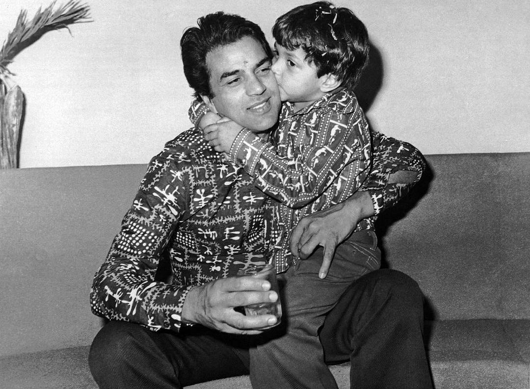 Dharmendra turns 85: Hema, Sunny, Bobby, Esha post wishes