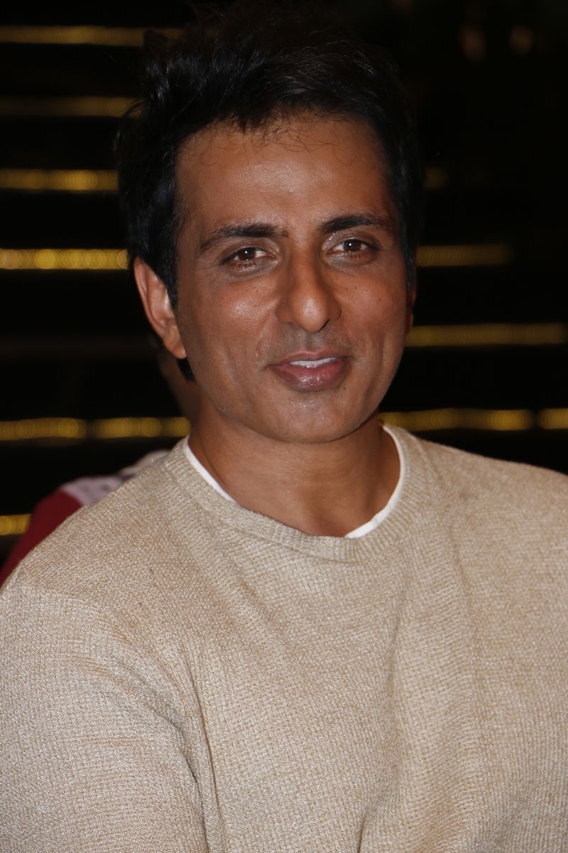 Alludu Adurs Movie On Location Press meet.