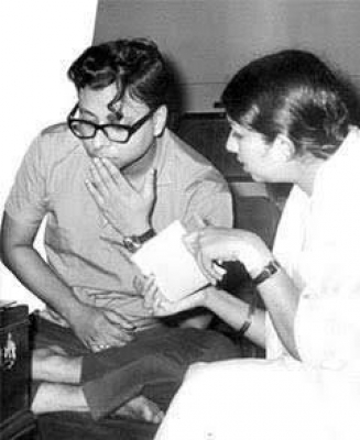 Playback icon Lata Mangeshkar remembered legendary musician Rahul Dev Burman on the occasion of his death anniversary on Monday. An emotional Mangeshkar said the late musician, fondly known as Pancham to friends and fans, respected her like his own elder sister.