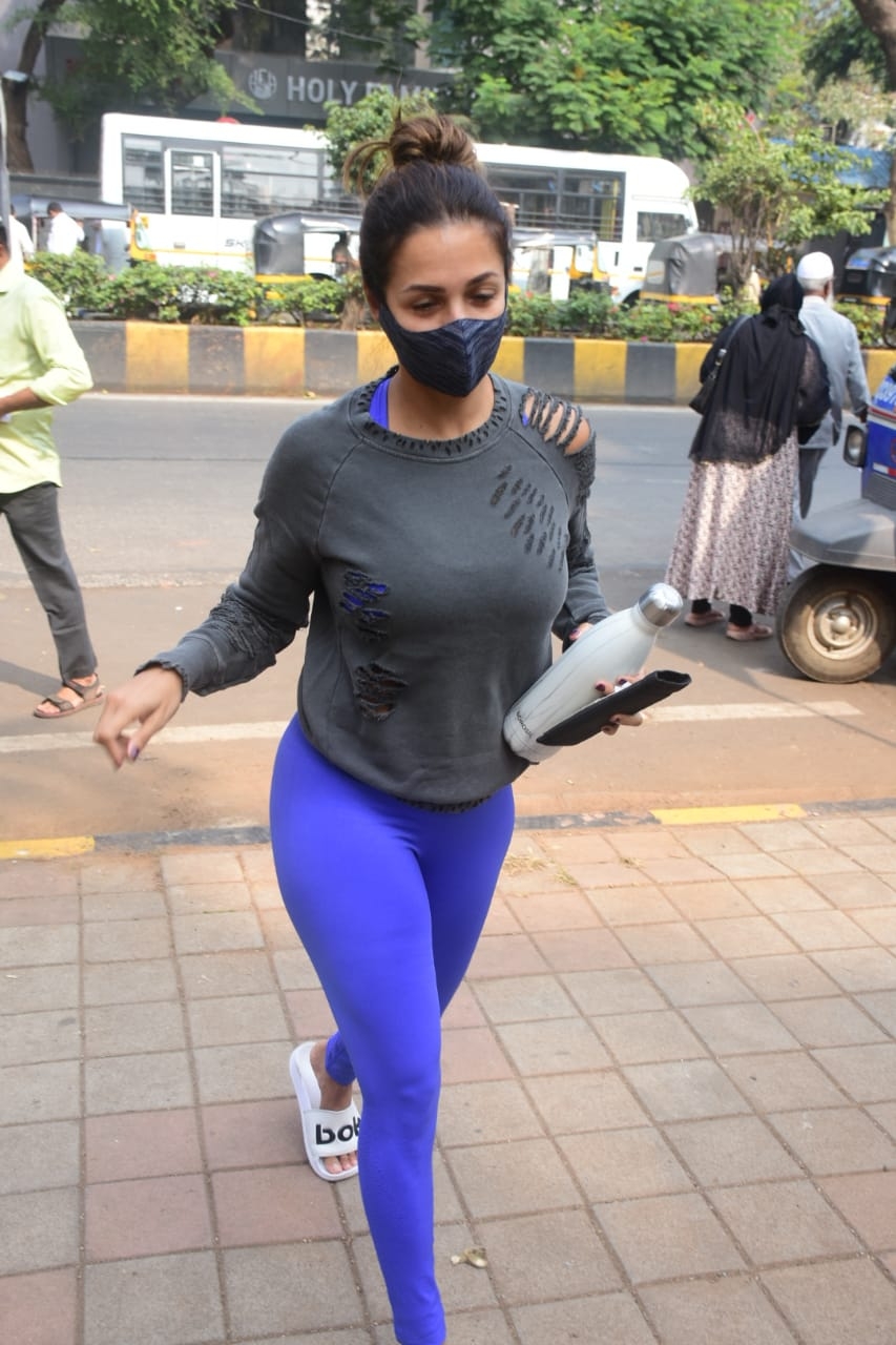 Mumbai: Actress Malaika Arora seen at Bandra in Mumbai on Jan 6, 2021. (Photo: IANS)